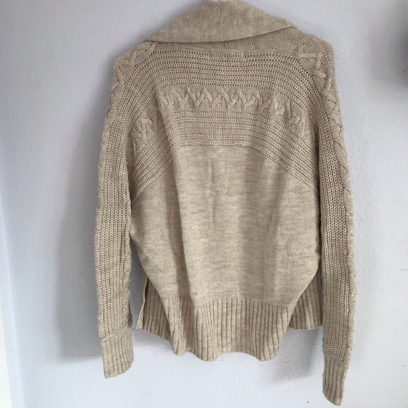Zara M oatmeal sweater - Picture 6 of 6